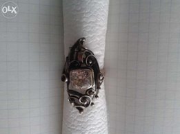 Серебряное кольцо с цирконом. - Киев