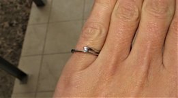Золотое кольцо 585-й пробы. Белое золото + бриллиант 0,03ct - Борисполь