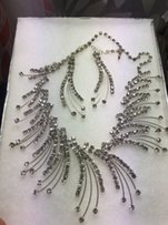 Колье с серьгами очень изящное и нежное. - Киев