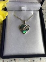 Цепочка с кулоном из Paua Shell из Новой Зеландии - Каменское