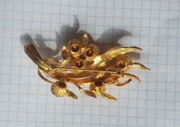 Брошка ветка и большими красными камнями - Харьков