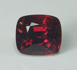 Натуральная шпинель 2.8ct GIA сертификат - Львов